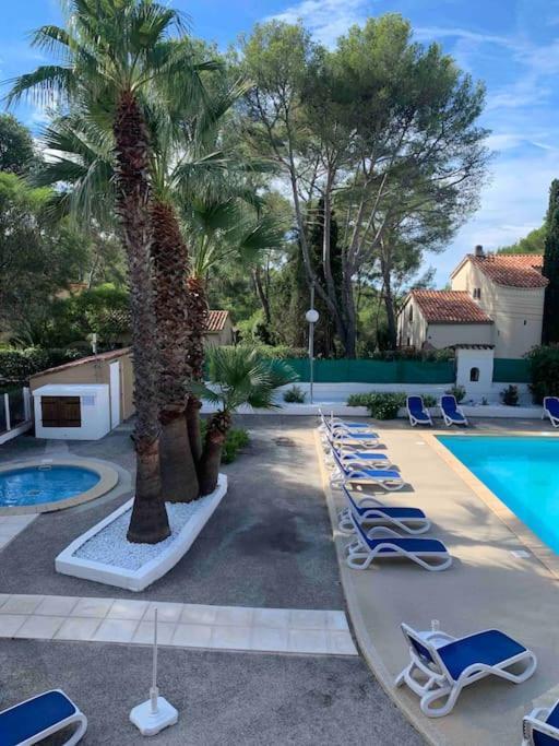 Les Appartements De La Marina Sanary-sur-Mer Eksteriør bilde