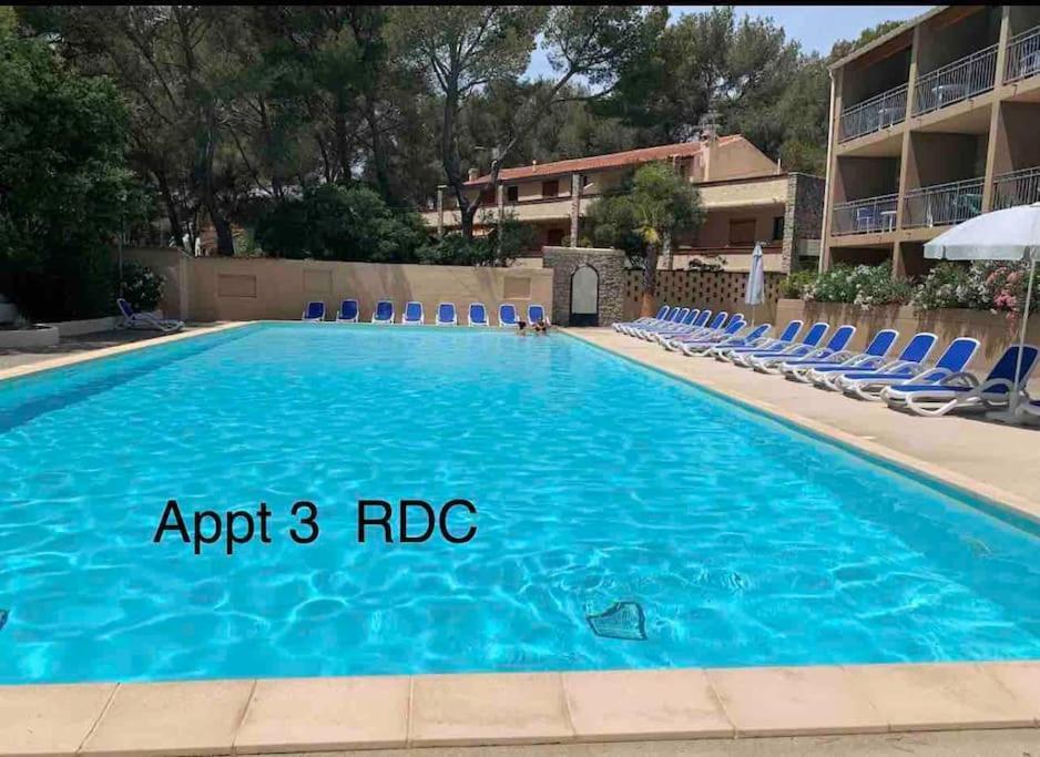 Les Appartements De La Marina Sanary-sur-Mer Eksteriør bilde