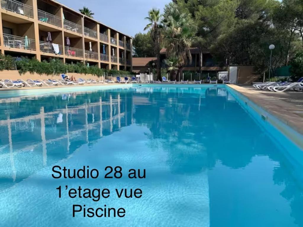 Les Appartements De La Marina Sanary-sur-Mer Eksteriør bilde