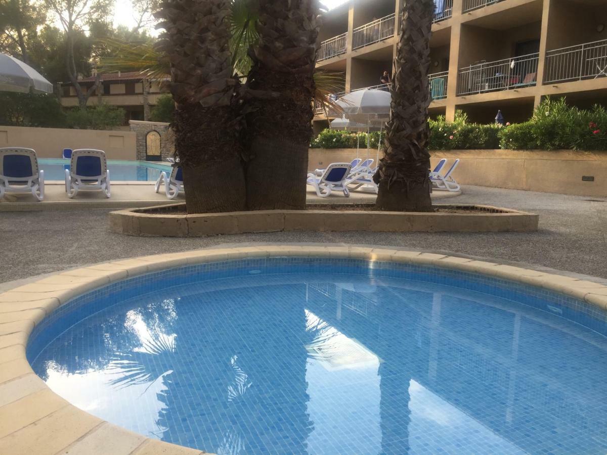 Les Appartements De La Marina Sanary-sur-Mer Eksteriør bilde